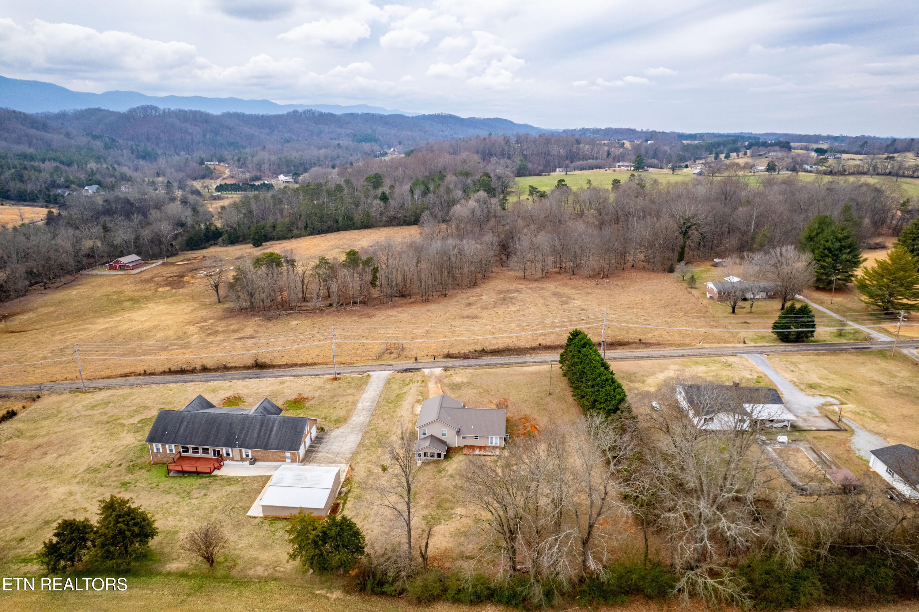 3018 Peach Orchard Road Maryville, TN 37803 - Photo 47 of 60 3018PeachOrchardRd-13
