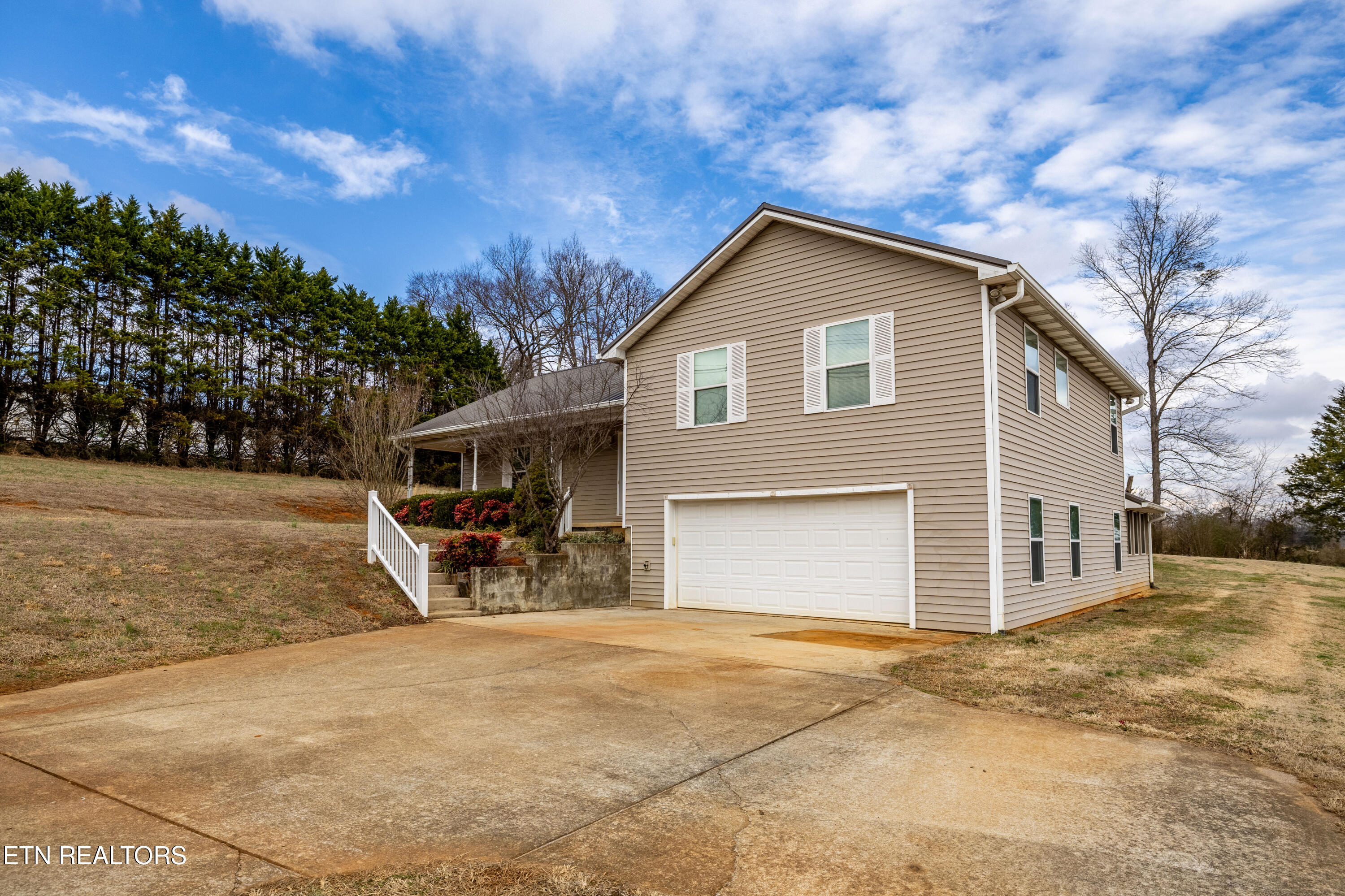 3018 Peach Orchard Road Maryville, TN 37803 - Photo 9 of 60 3018PeachOrchardRd-26