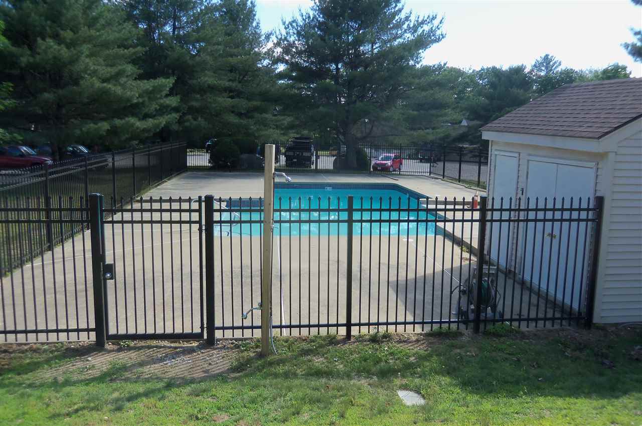 54 Franklin Heights, Unit 54 Rochester, NH 03867 - Photo 3 of 4