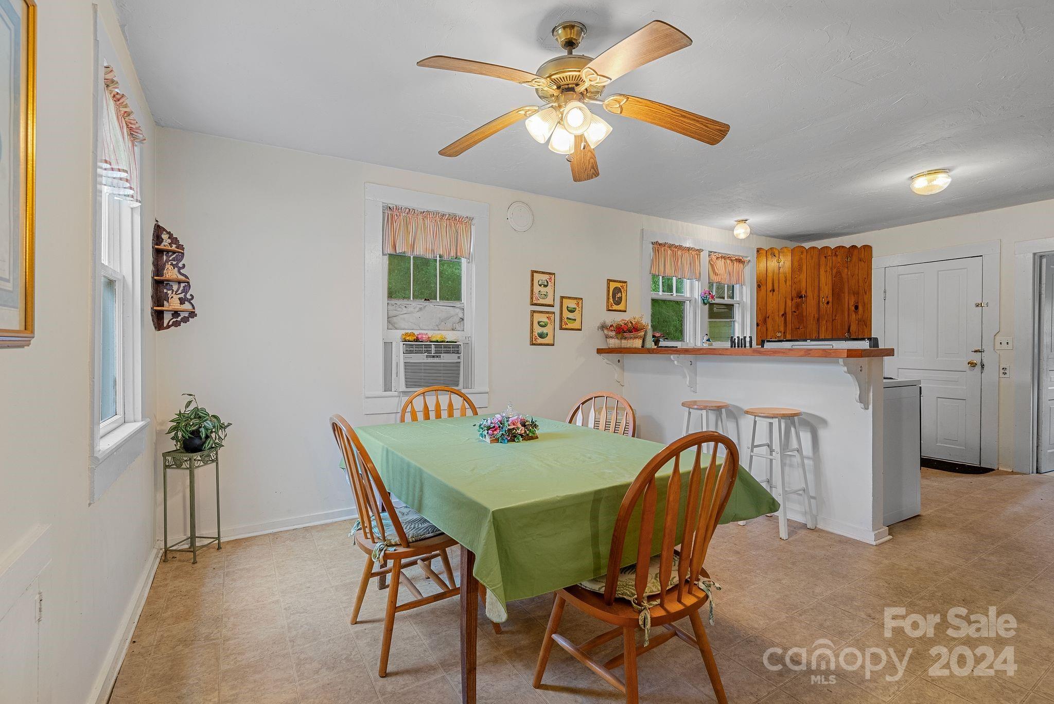 232 Dobson Road Franklin, NC 28734 - Photo 20 of 37 Gallery Image 20