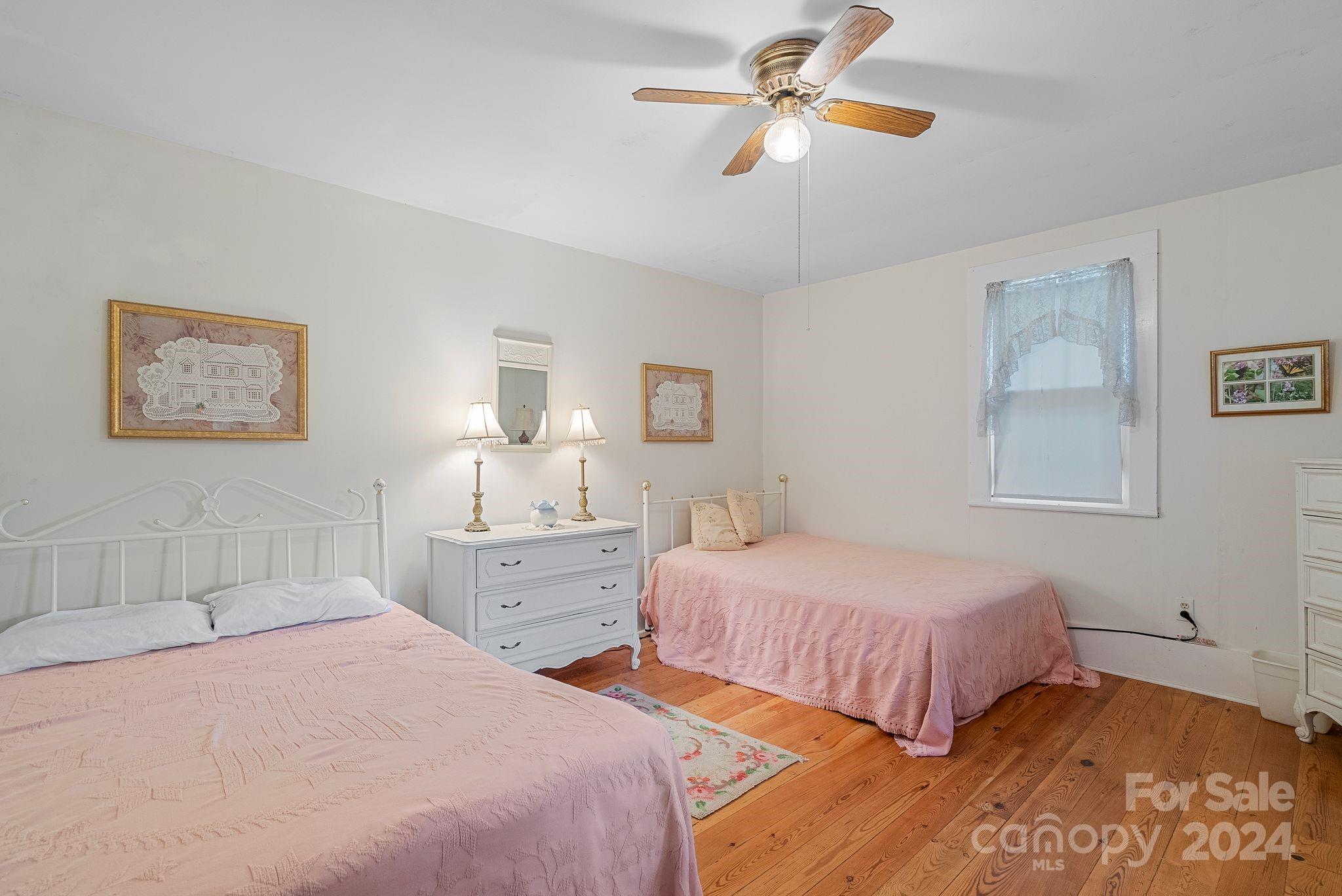 232 Dobson Road Franklin, NC 28734 - Photo 23 of 37 Gallery Image 23