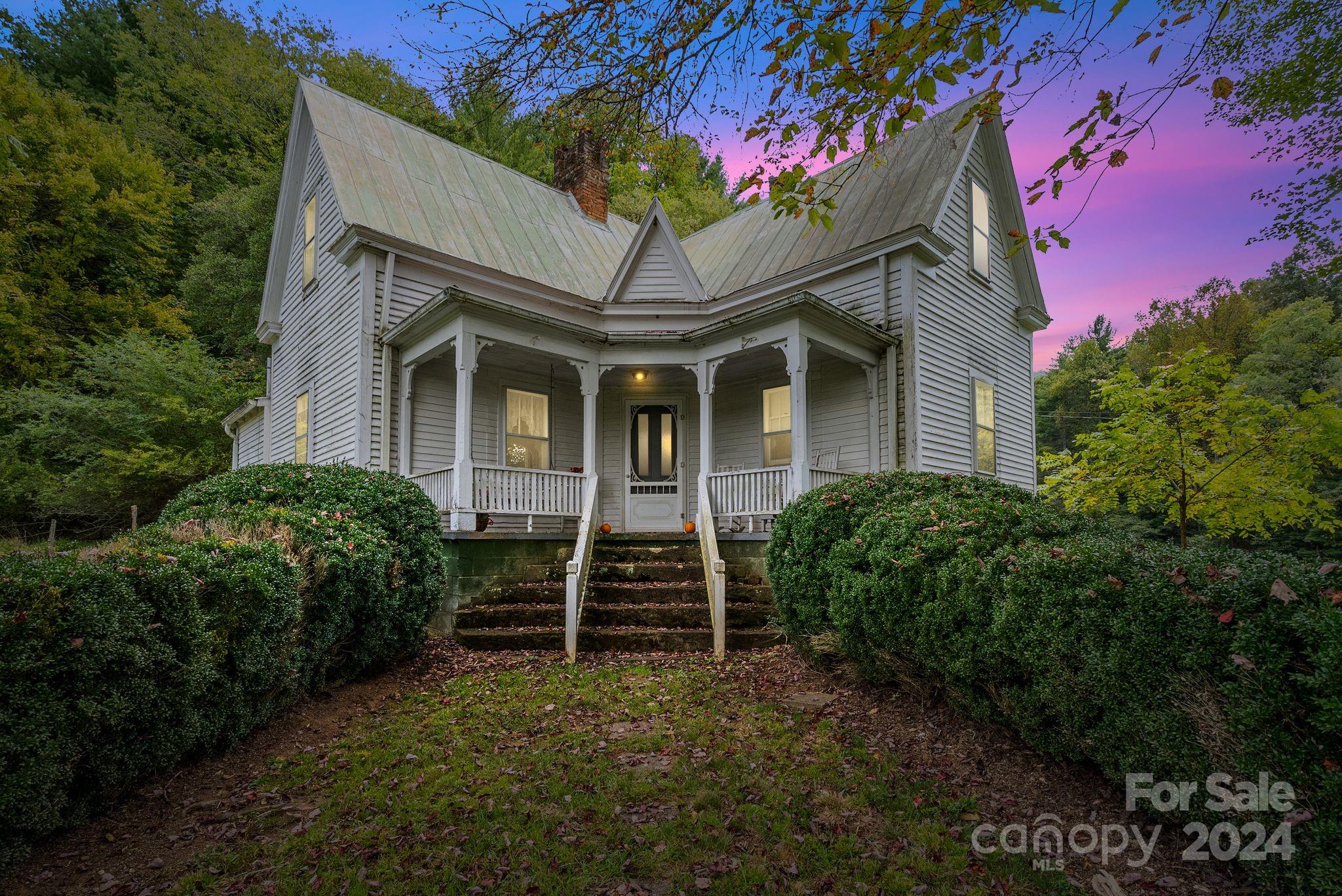 232 Dobson Road Franklin, NC 28734 - Photo 24 of 37 Gallery Image 24