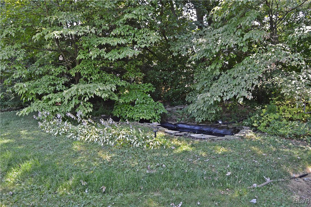 3246 Oakland Road Bethlehem, PA 18020 - Photo 8 of 45 Gallery Image 8