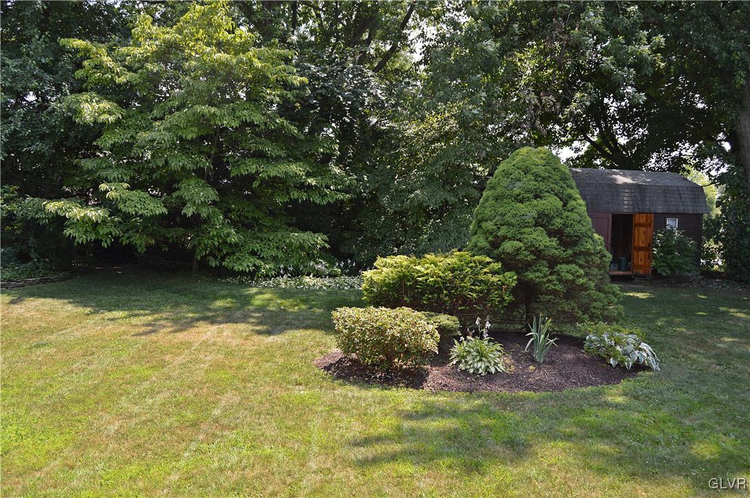 3246 Oakland Road Bethlehem, PA 18020 - Photo 9 of 45 Gallery Image 9