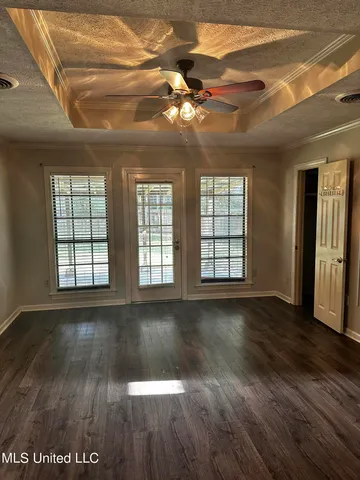 $2,100 | 615 Live Oak Drive, Madison, MS 39110