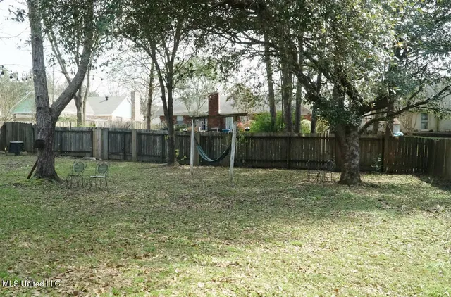 $2,100 | 615 Live Oak Drive, Madison, MS 39110