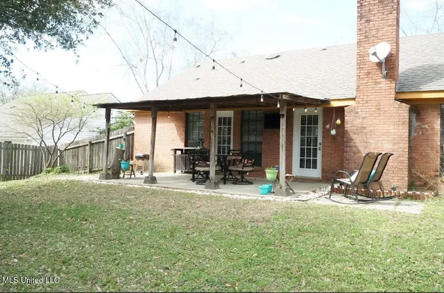 $2,100 | 615 Live Oak Drive, Madison, MS 39110
