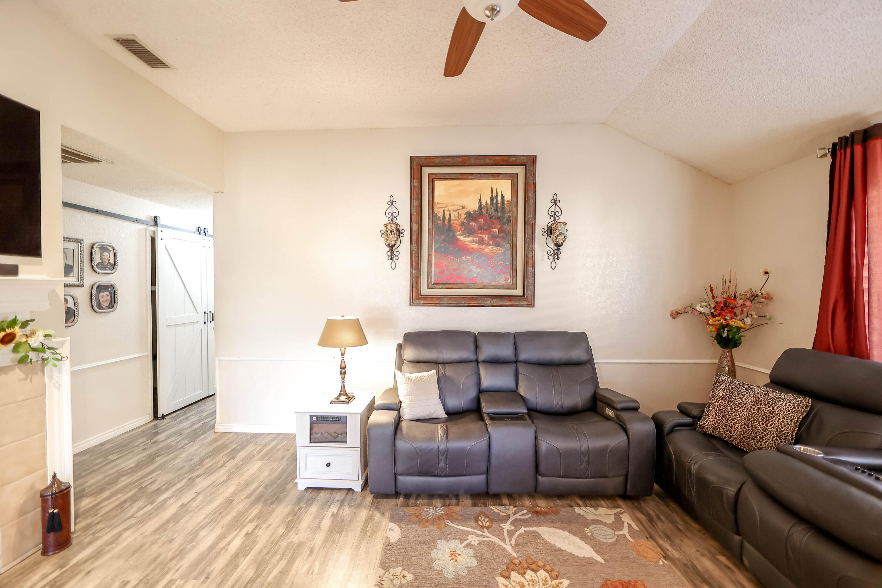 2215 91st Street Lubbock, TX 79423 - Photo 5 of 25 2215_91ST_ANNAPURDUE-4