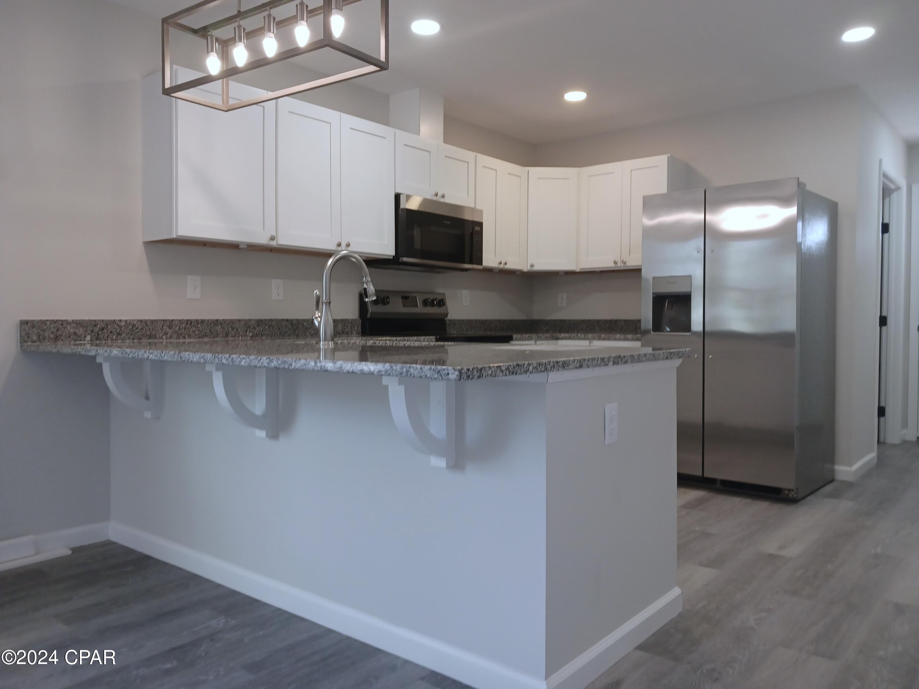 4060 Yorkshire Drive Chipley, FL 32428 - Photo 4 of 17