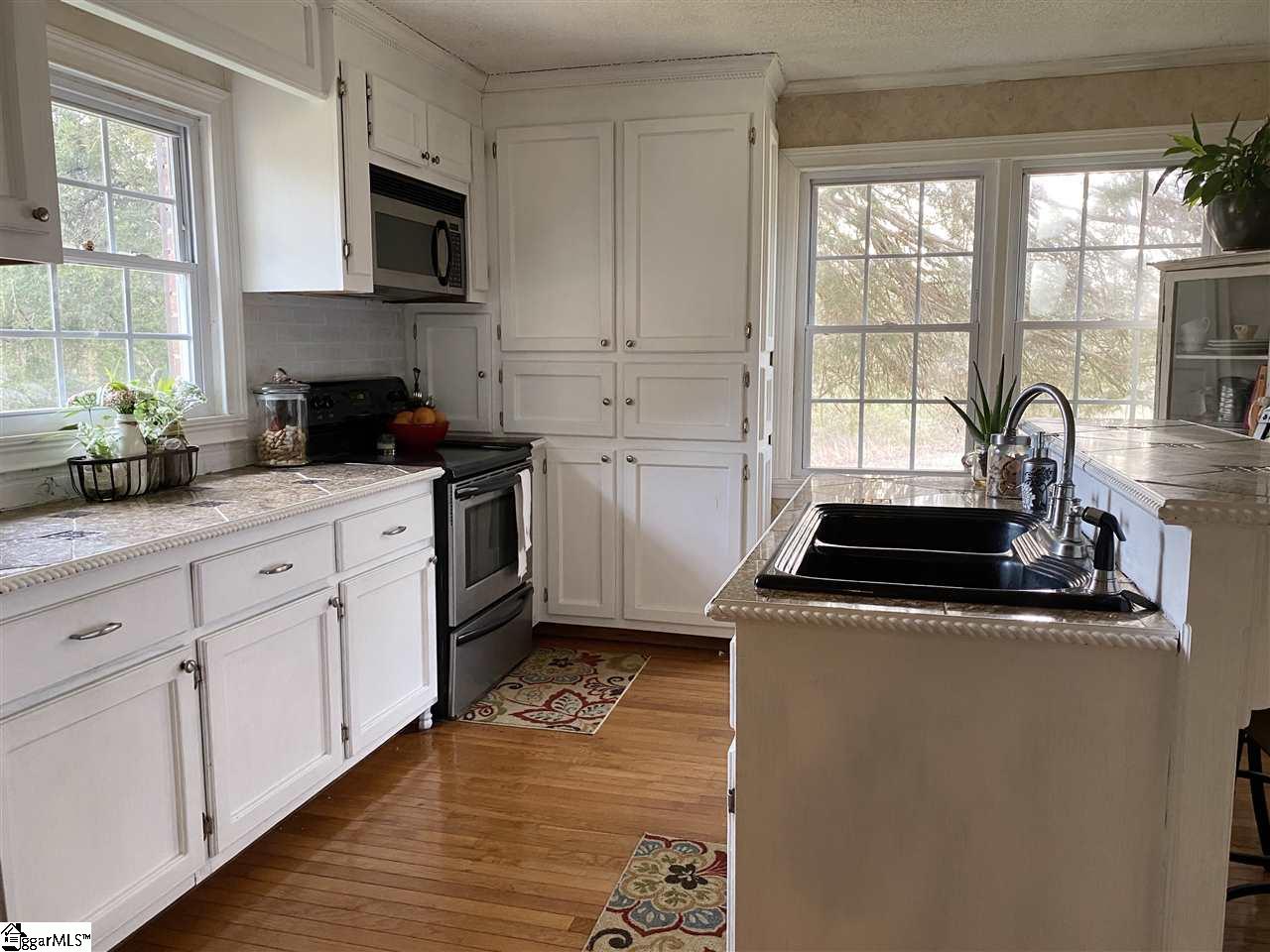 1901 McKelvey Road Fountain Inn, SC 29644 - Photo 4 of 21 Gallery Image 4