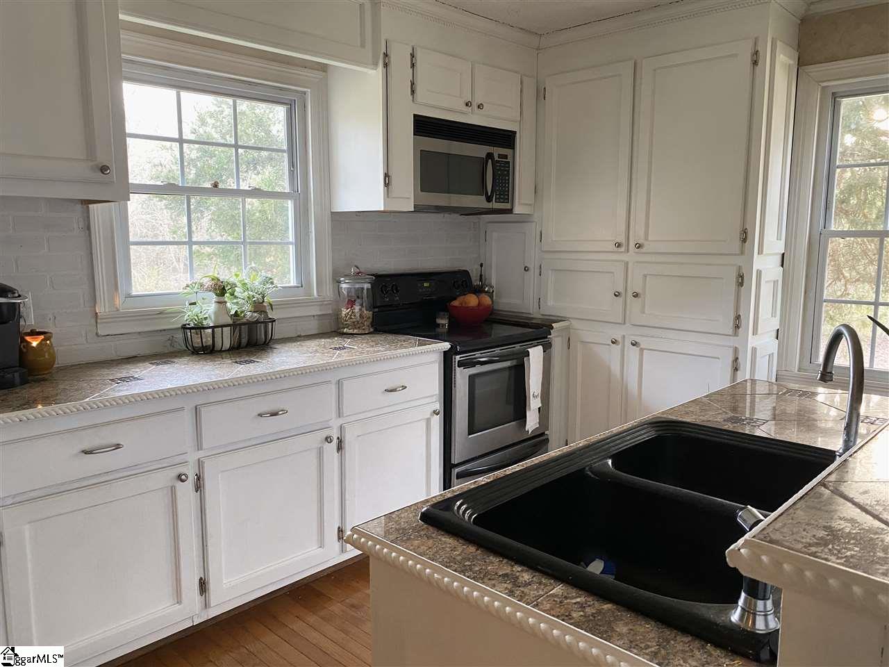 1901 McKelvey Road Fountain Inn, SC 29644 - Photo 5 of 21 Gallery Image 5