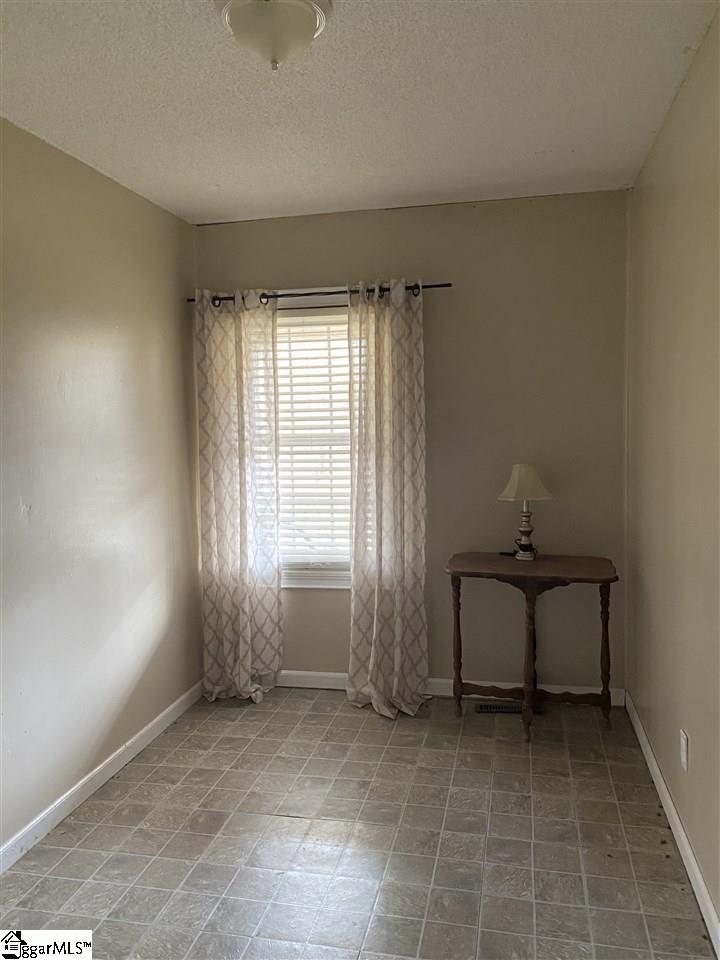 1901 McKelvey Road Fountain Inn, SC 29644 - Photo 10 of 21 Gallery Image 10