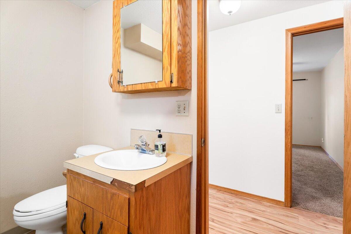 51520 Ash Road La Pine, OR 97739 - Photo 29 of 57 37-Laundry Area