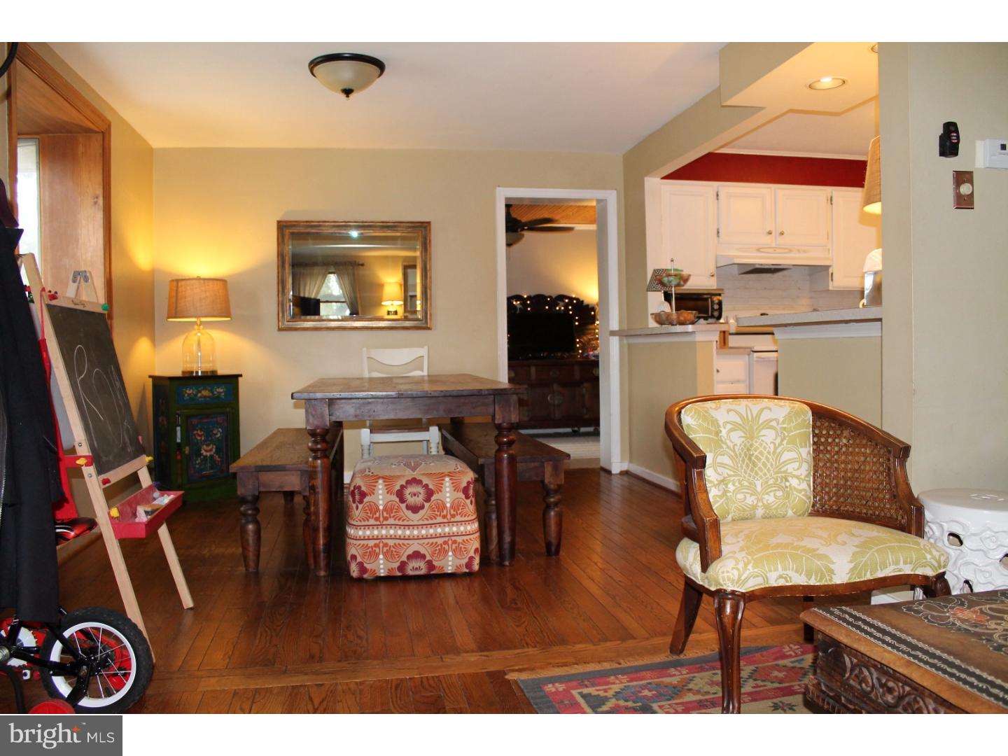 37 Moreland Road Paoli, PA 19301 - Photo 3 of 17