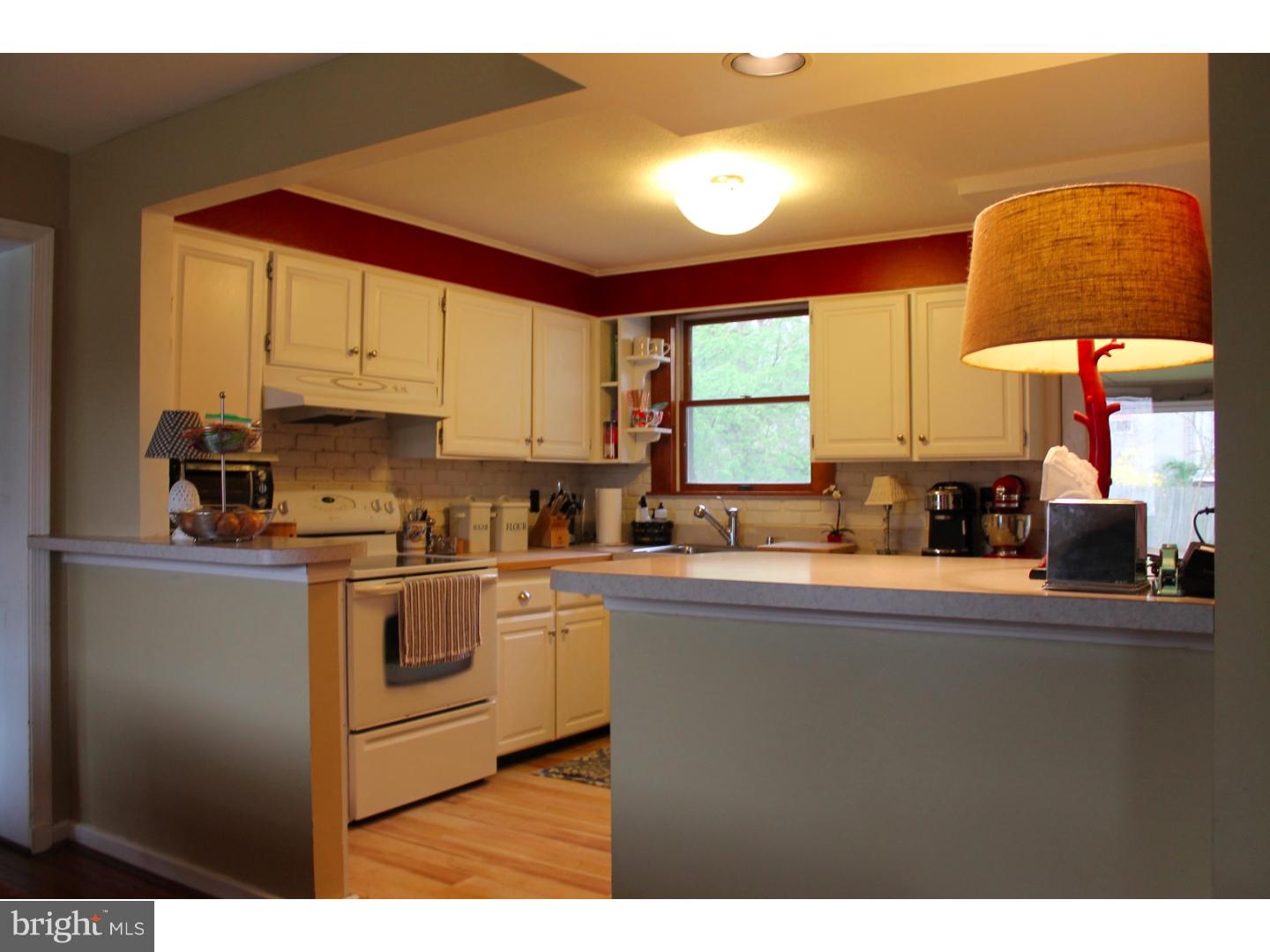 37 Moreland Road Paoli, PA 19301 - Photo 7 of 17 Kitchen