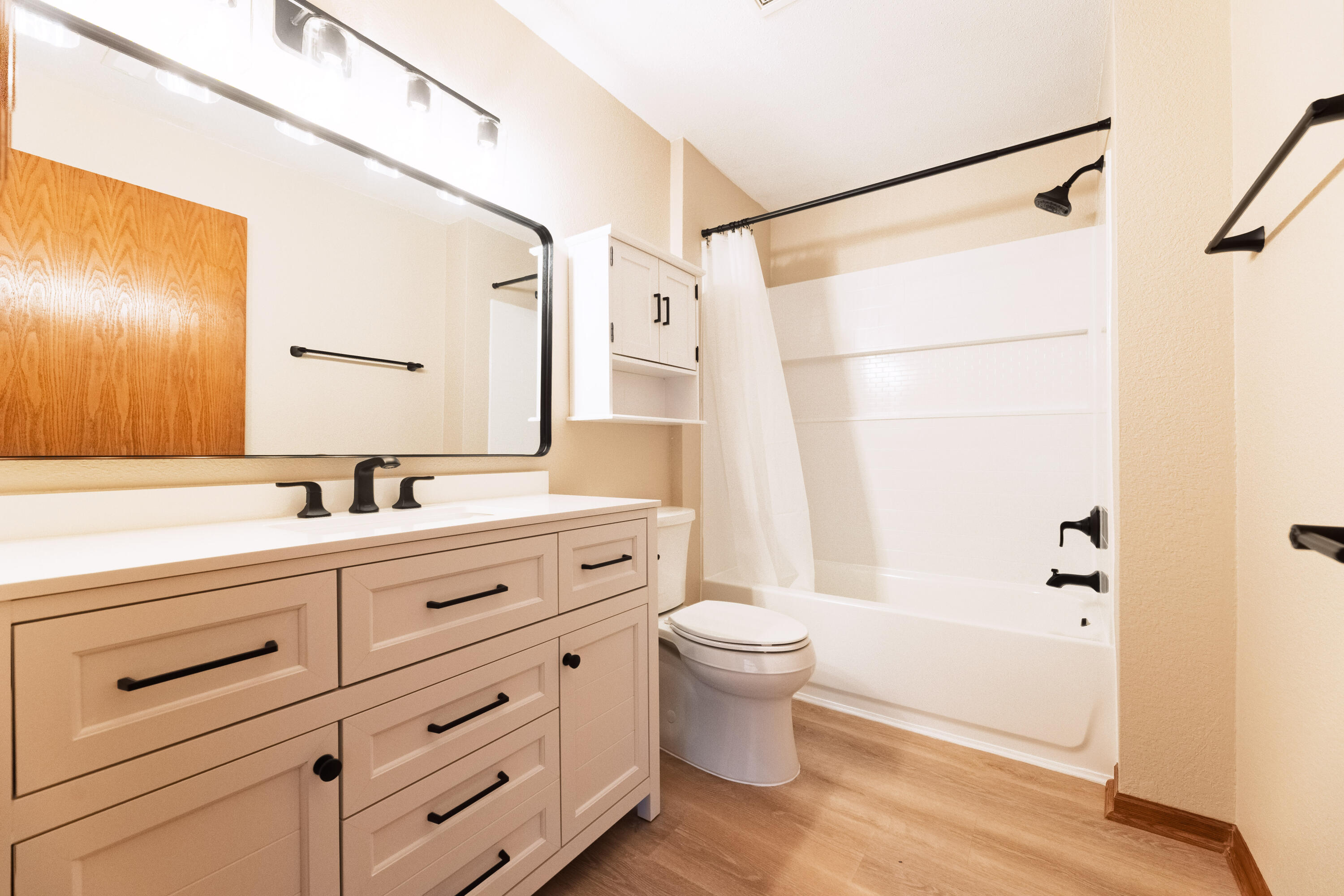 N43W32801 Rasmus Road, Unit 9E Nashotah, WI 53058 - Photo 14 of 30 14