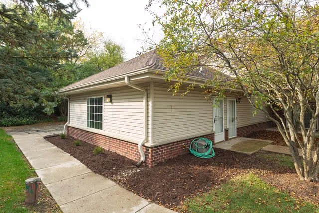 $357,995 | N43W32801 Rasmus Road, Unit 9E, Nashotah, WI 53058