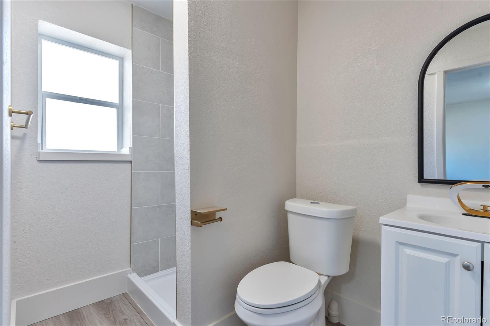 5121 Dillon Street Denver, CO 80239 - Photo 9 of 13