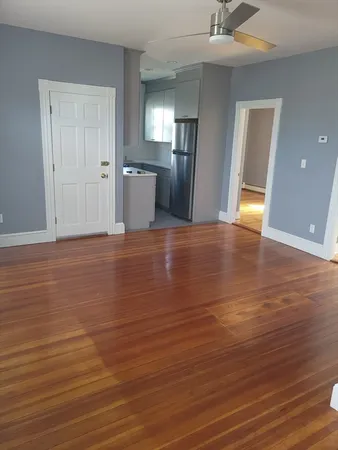 $1,500 | 38 Melville Street, Unit 2, Fall River, MA 02724