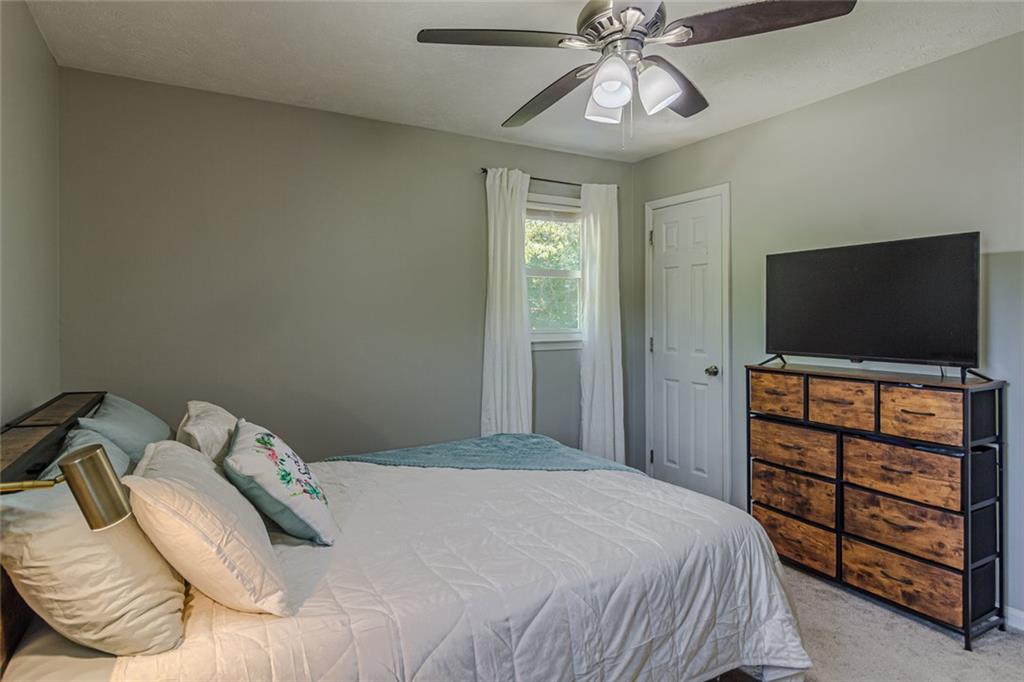 1527 Bennett Road Grayson, GA 30017 - Photo 20 of 34