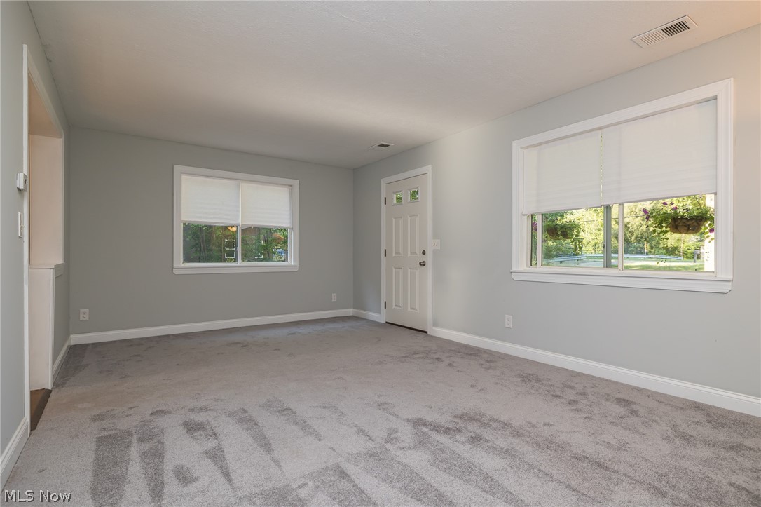 7429 Stearns Road Olmsted Falls, OH 44138 - Photo 7 of 31 Gallery Image 7
