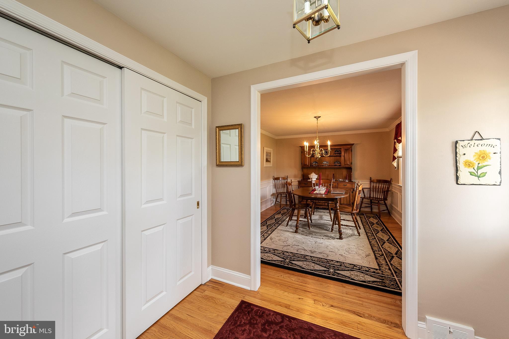 282 Norfolk Road Warminster, PA 18974 - Photo 7 of 29 Gallery Image 7