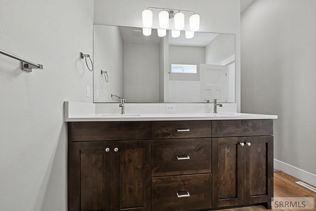 477 Spruce Way Rigby, ID 83442 - Photo 5 of 15 Primary Ensuite