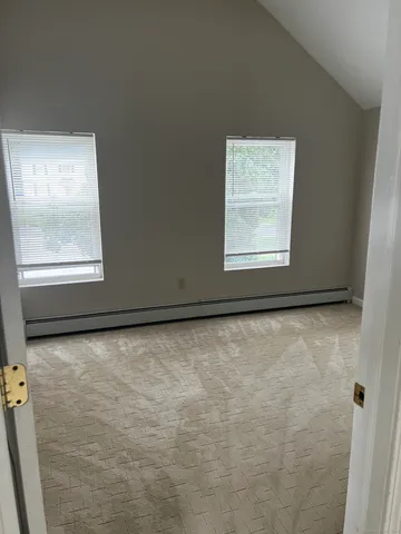 $1,600 | 30 West Street, Unit 2, Middletown, CT 06457