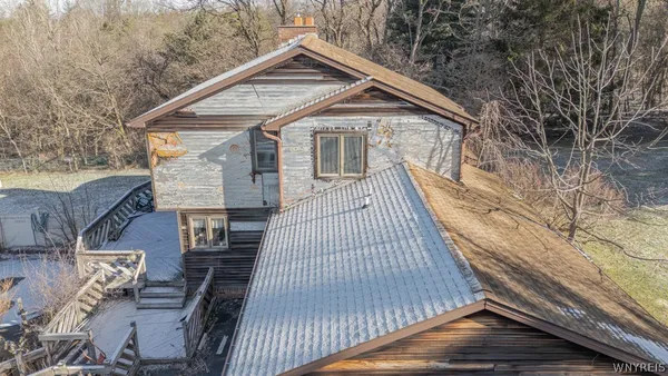 $250,000 | 95 Cook Road, East Aurora, NY 14052