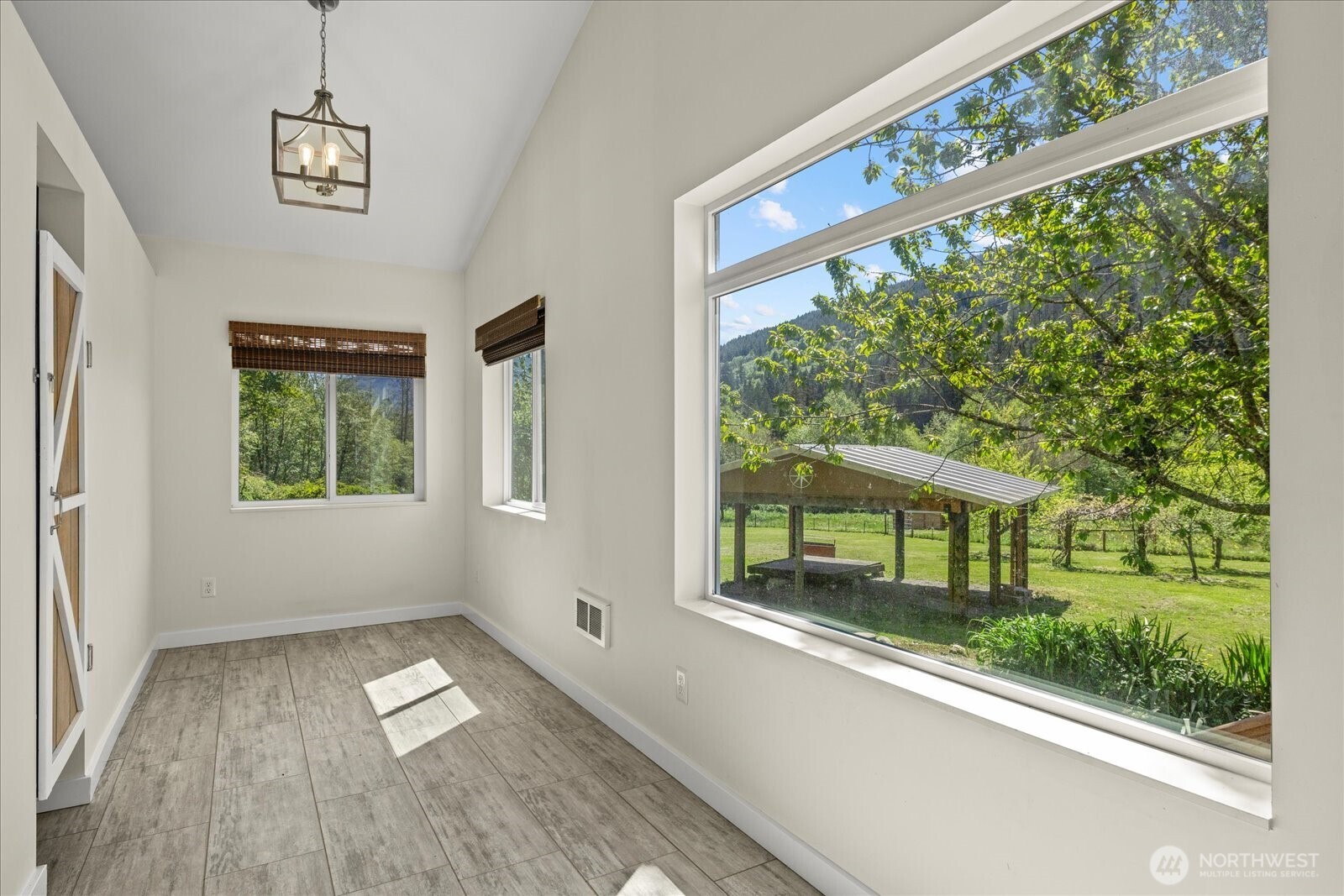 4515 Park Road Sedro-Woolley, WA 98284 - Photo 25 of 30 Gallery Image 25