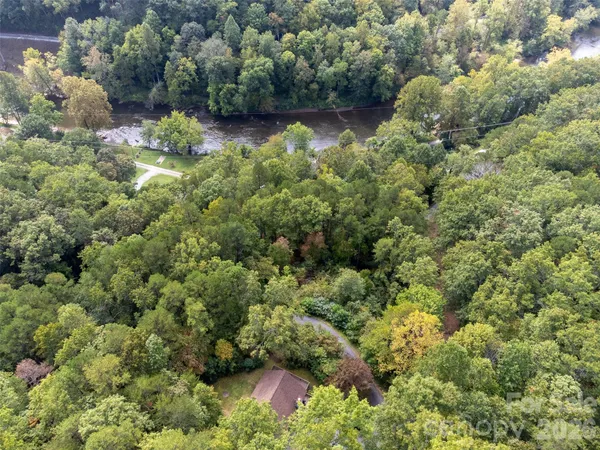 $389,000 | 365 Duckback Trail, Whittier, NC 28789