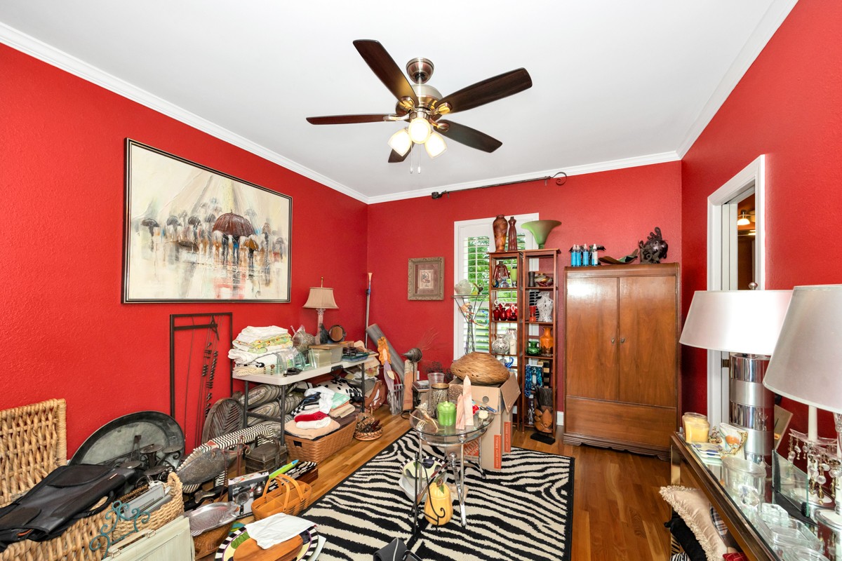 332 Riverfront Road Rogersville, AL 35652 - Photo 23 of 52 a work room with furniture and wooden floor