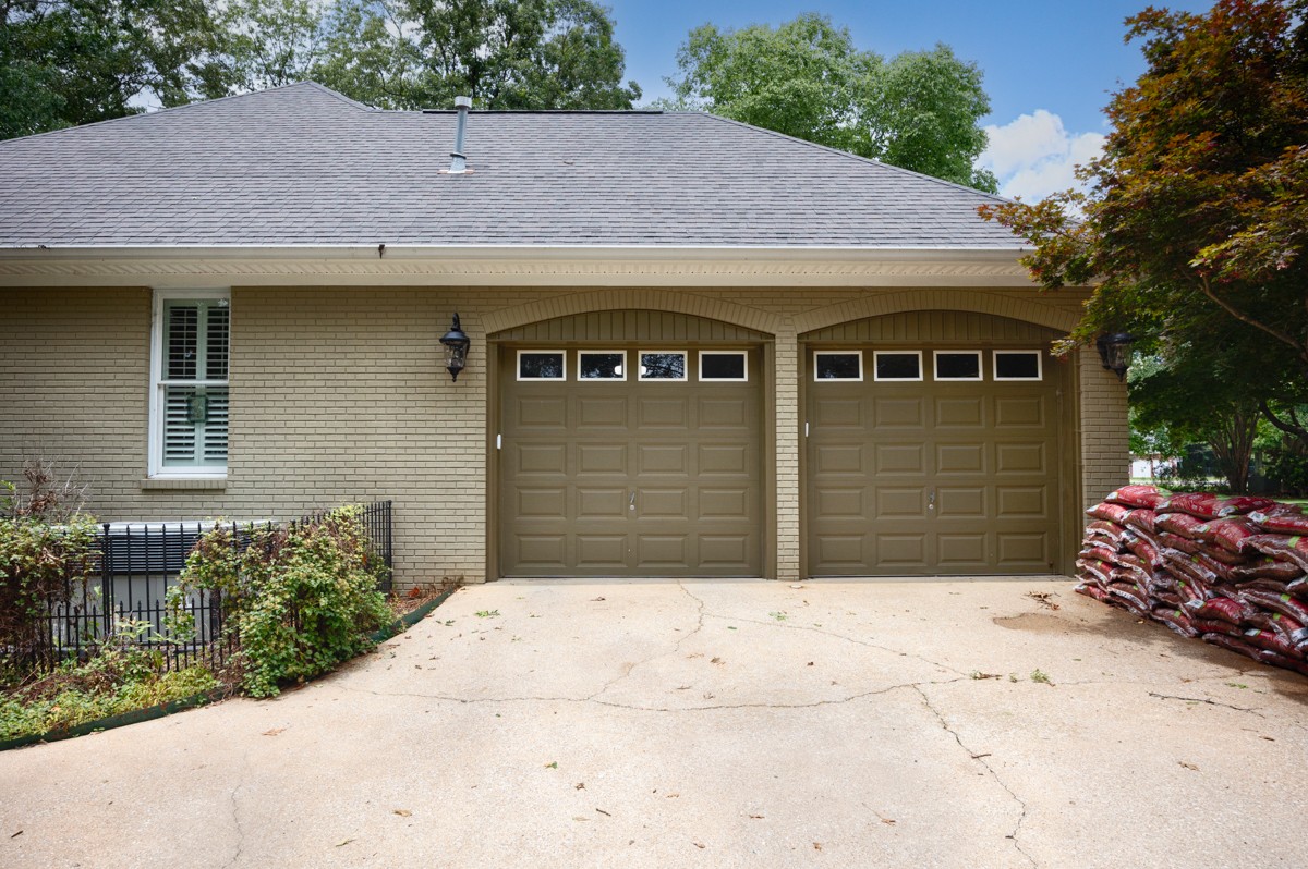 332 Riverfront Road Rogersville, AL 35652 - Photo 33 of 52 a front view of a house