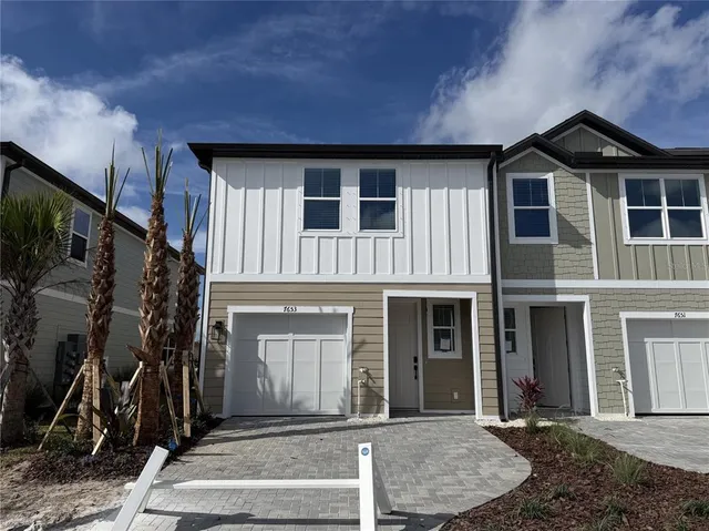 $426,976 | 7653 Deer Vly Circle, Tampa, FL 33635