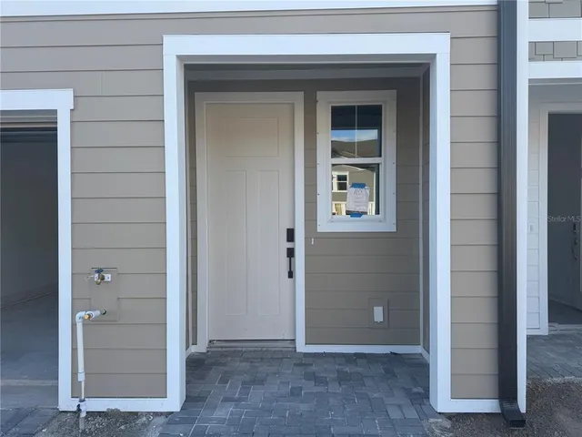 $426,976 | 7653 Deer Vly Circle, Tampa, FL 33635