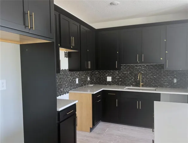 $426,976 | 7653 Deer Vly Circle, Tampa, FL 33635