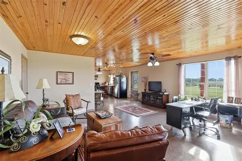 $2,653,600 | 8617 Farm To Market Road 175, Henrietta, TX 76365