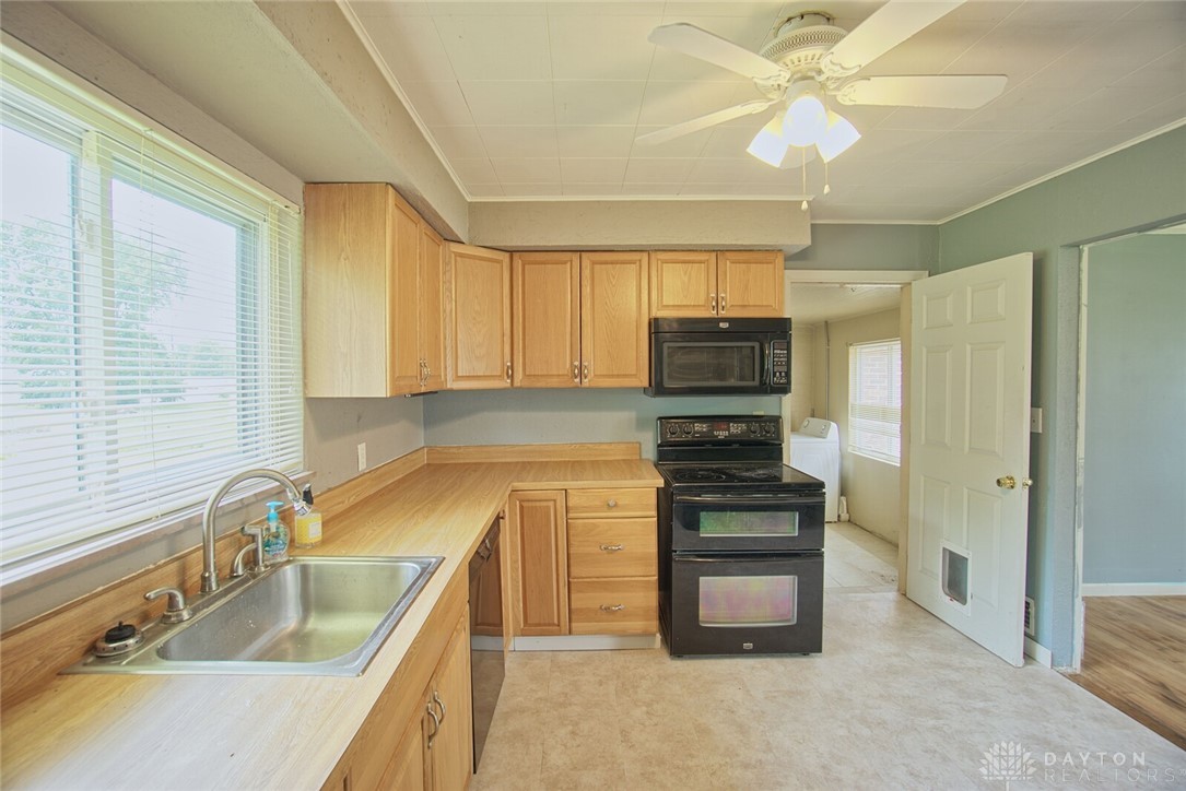 3913 Kemp Road Beavercreek, OH 45431 - Photo 10 of 27