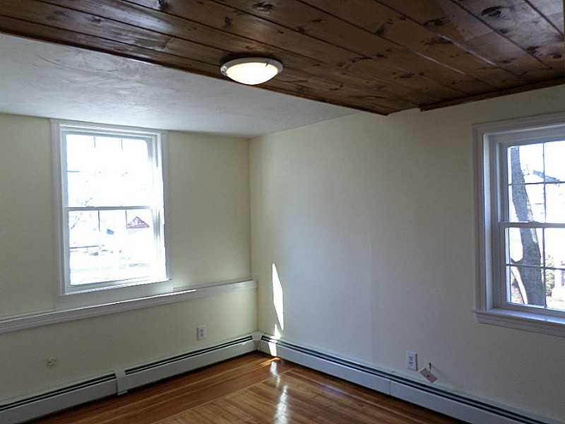 42 Crest Road North Smithfield, RI 02896 - Photo 8 of 18 Dining Room.