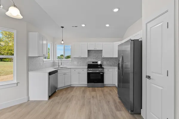 $292,100 | 3576 Clinton Way, Jackson, MI 49201