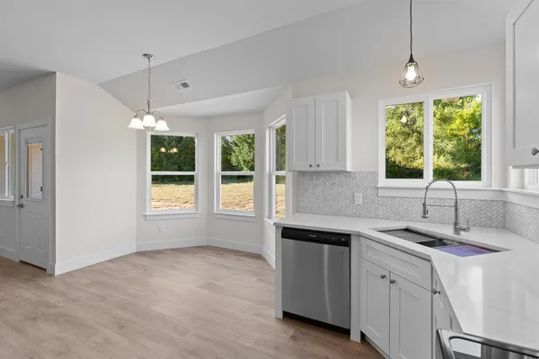 $292,100 | 3576 Clinton Way, Jackson, MI 49201
