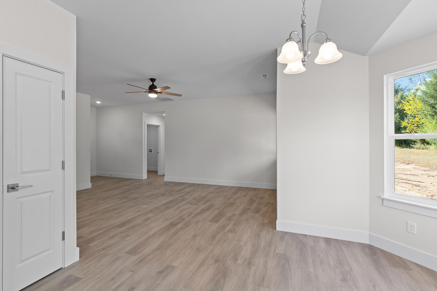 2511 Clinton Way Jackson, MI 49201 - Photo 9 of 37 2020 Green Acres Dr - 1020