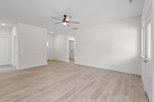 $292,100 | 3576 Clinton Way, Jackson, MI 49201