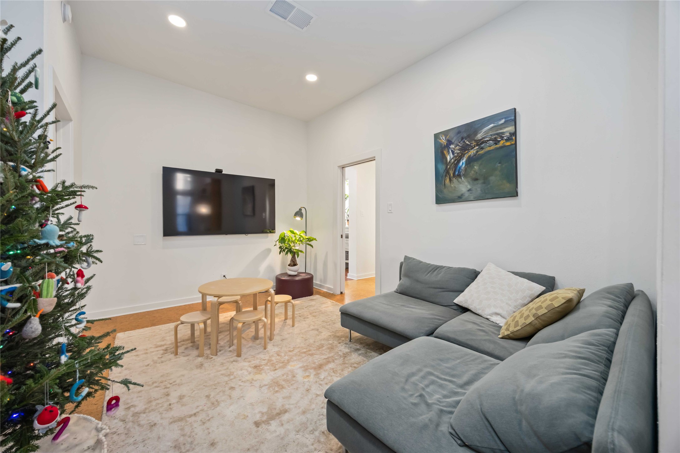 1425 Nantucket Drive, Unit B Houston, TX 77057 - Photo 23 of 38 Den