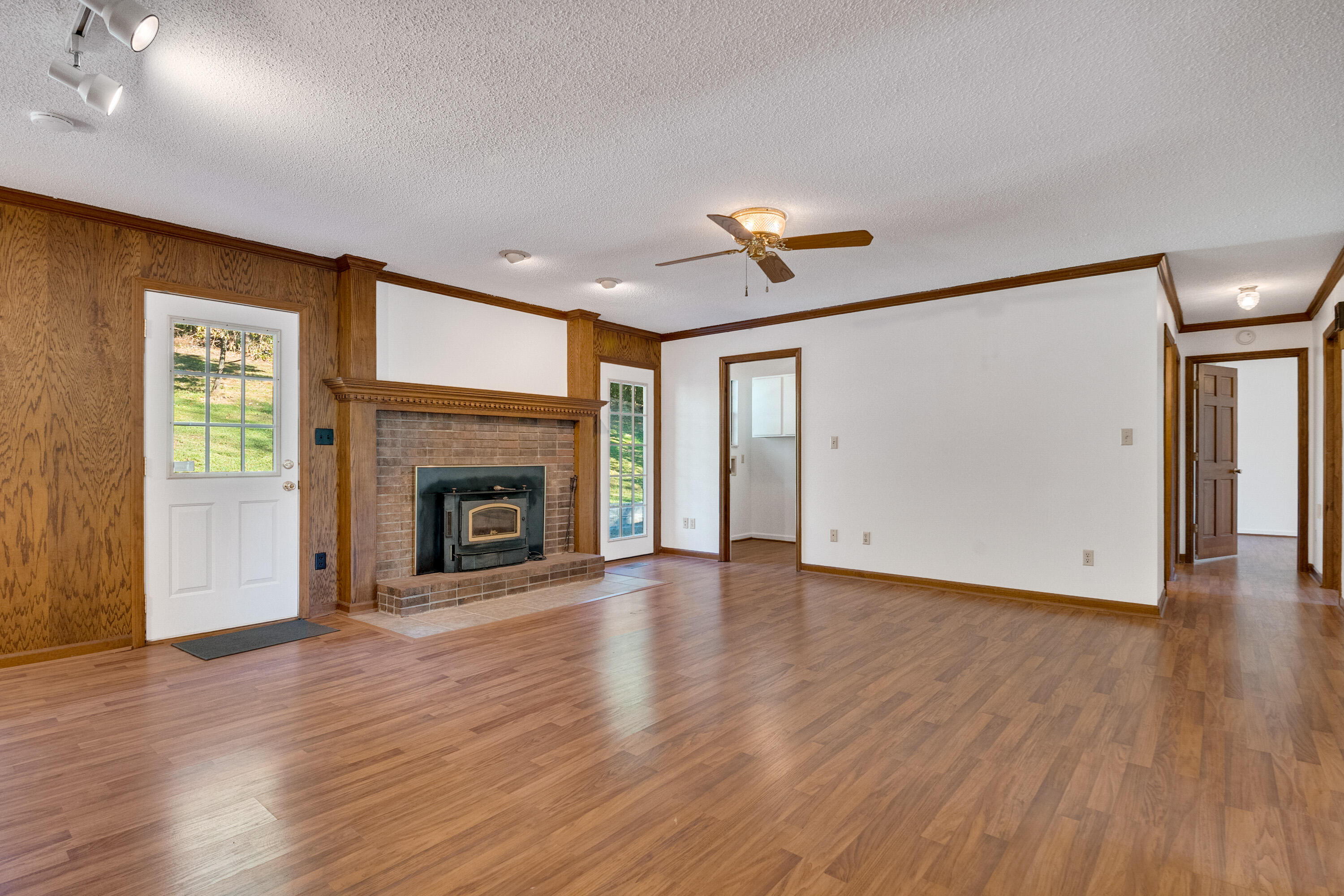 6061 Browntown Road Chattanooga, TN 37415 - Photo 9 of 40 6061-Browntown-Rd-8