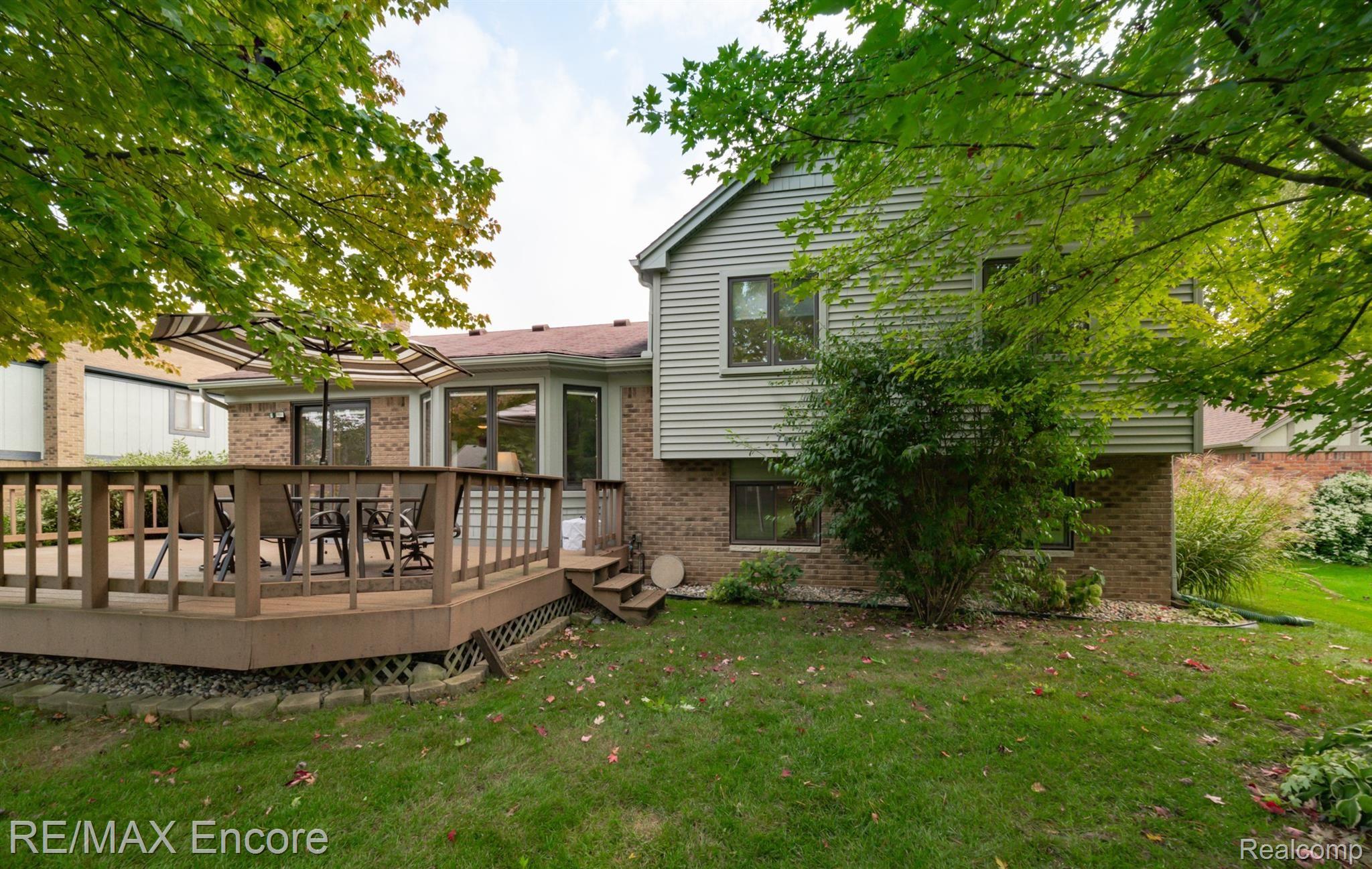 2036 Cumberland Road Rochester, MI 48307 - Photo 56 of 57 2036 Cumberland Rd-56.jpg