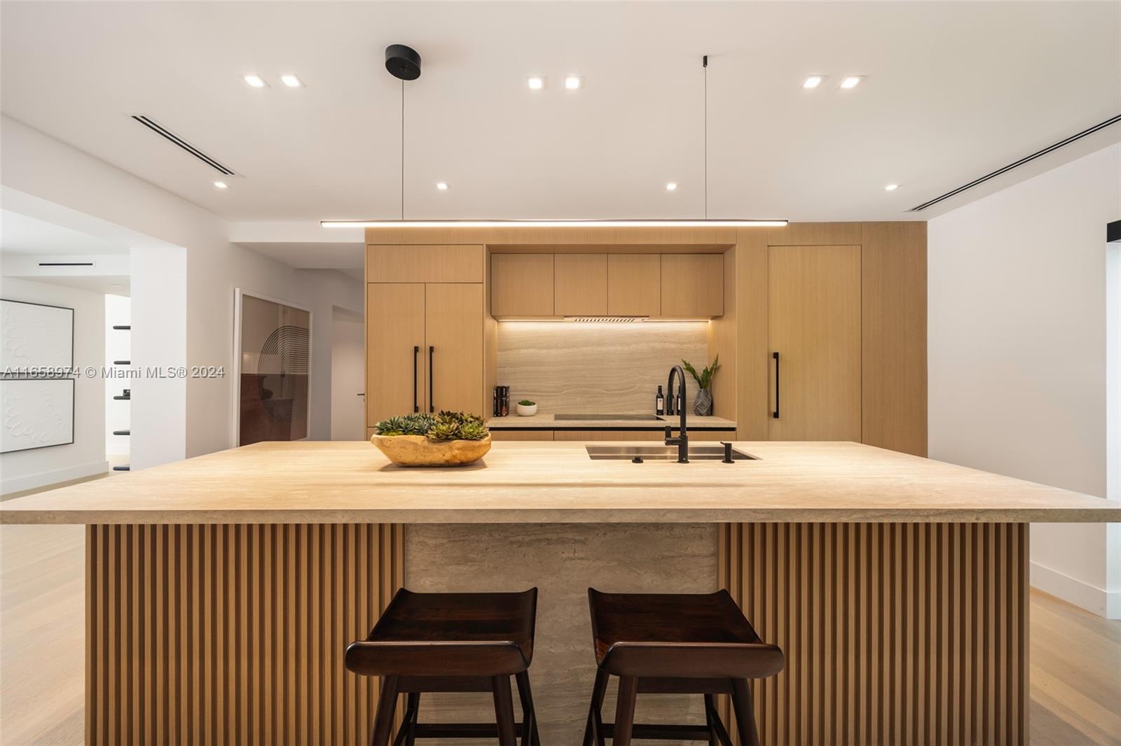 1830 Opechee Drive Miami, FL 33133 - Photo 6 of 29