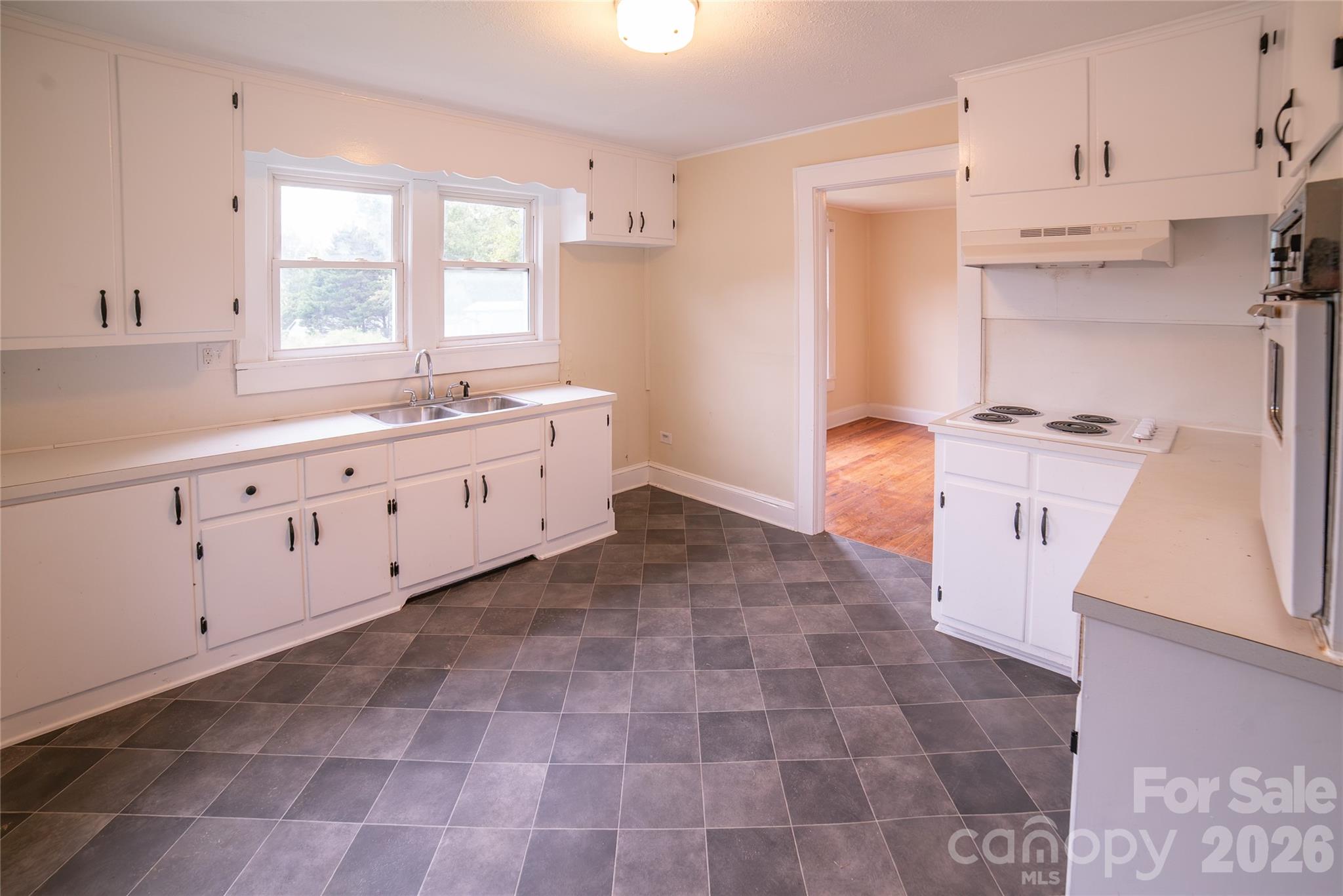 1173 Piedmont Road Morganton, NC 28655 - Photo 12 of 24 Gallery Image 12