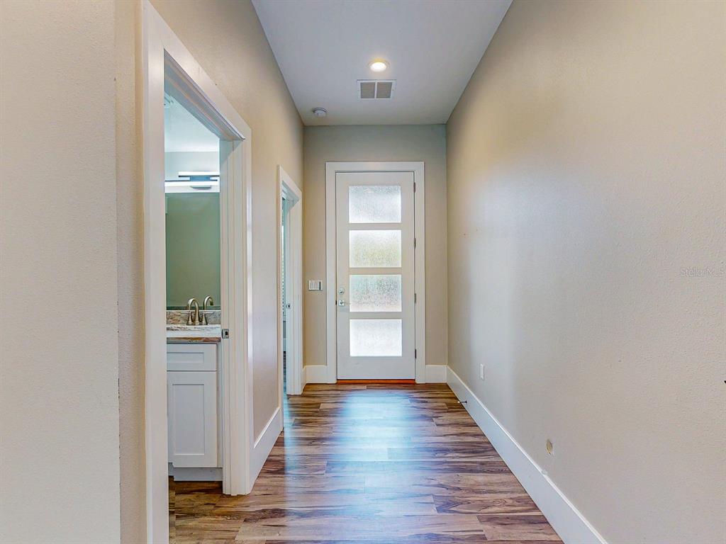 3205 West Nassau Street Tampa, FL 33607 - Photo 6 of 95