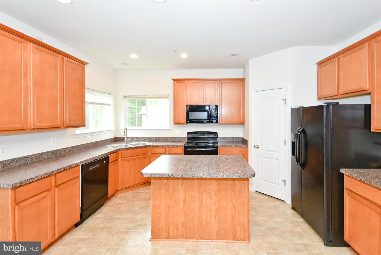 15201 Casimir Road Brandywine, MD 20613 - Photo 14 of 30 Kitchen